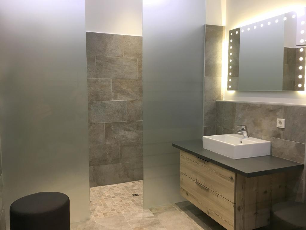 Aparthotel Backstage Kufstein Bagian luar foto