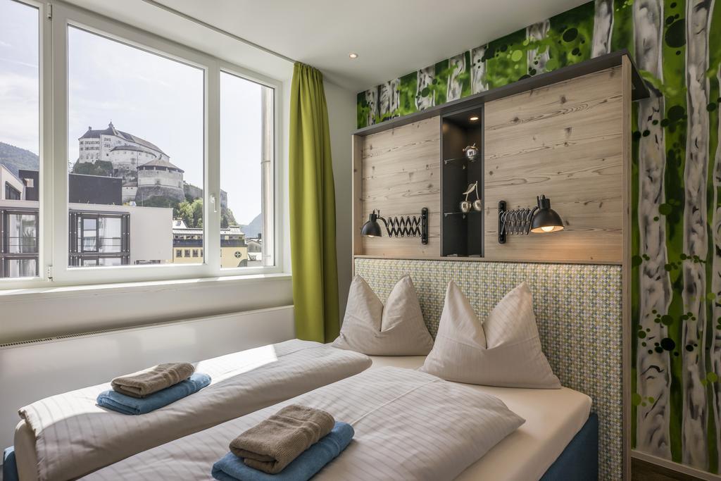 Aparthotel Backstage Kufstein Bagian luar foto