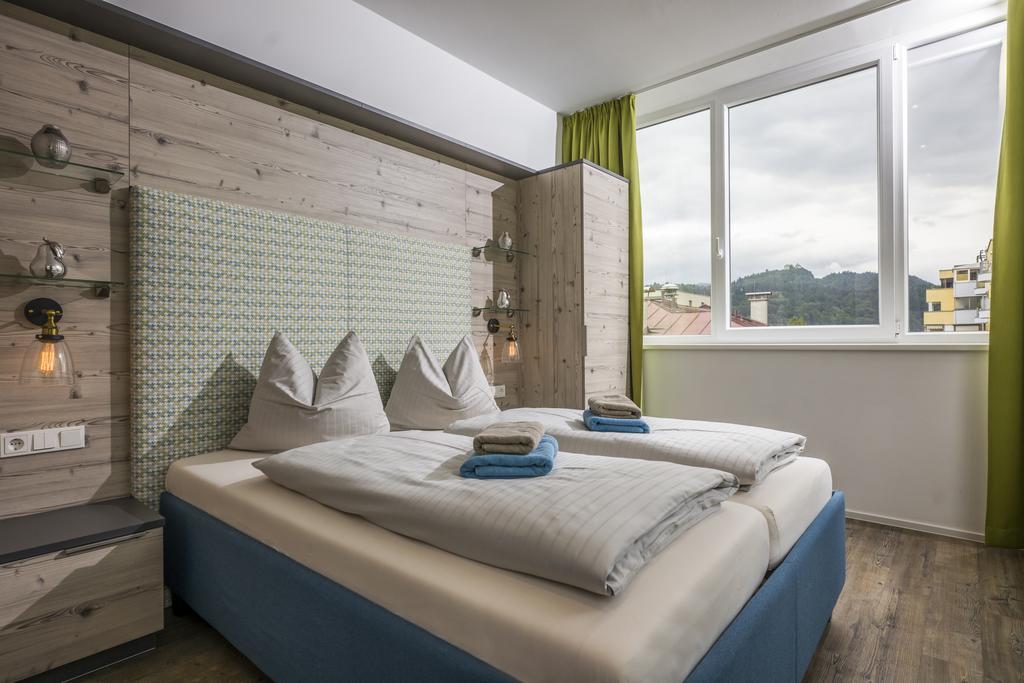 Aparthotel Backstage Kufstein Bagian luar foto