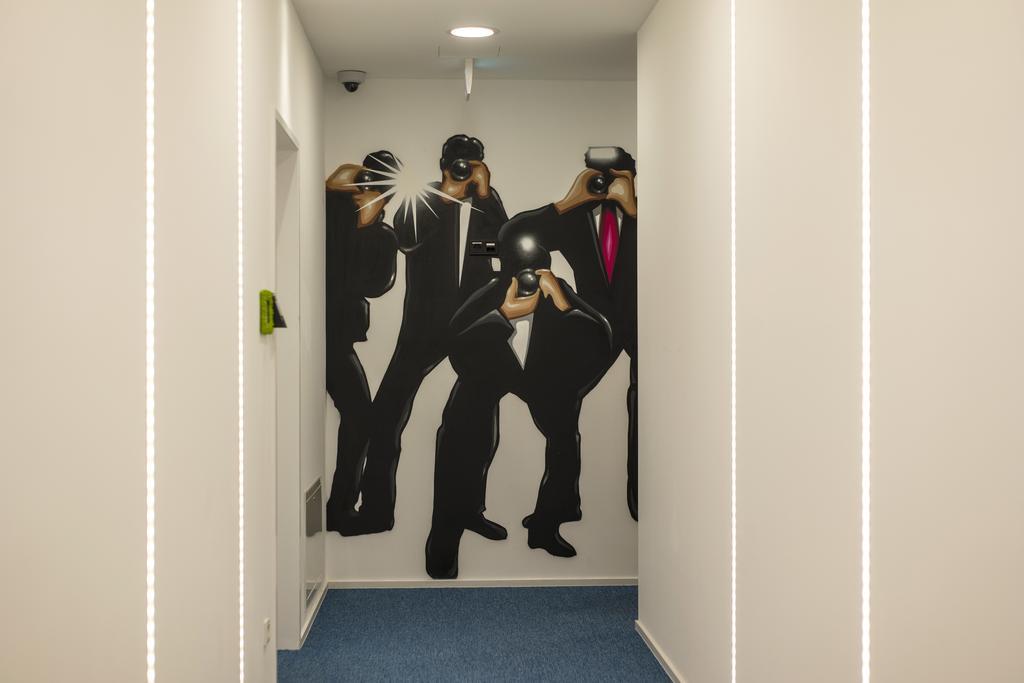 Aparthotel Backstage Kufstein Bagian luar foto